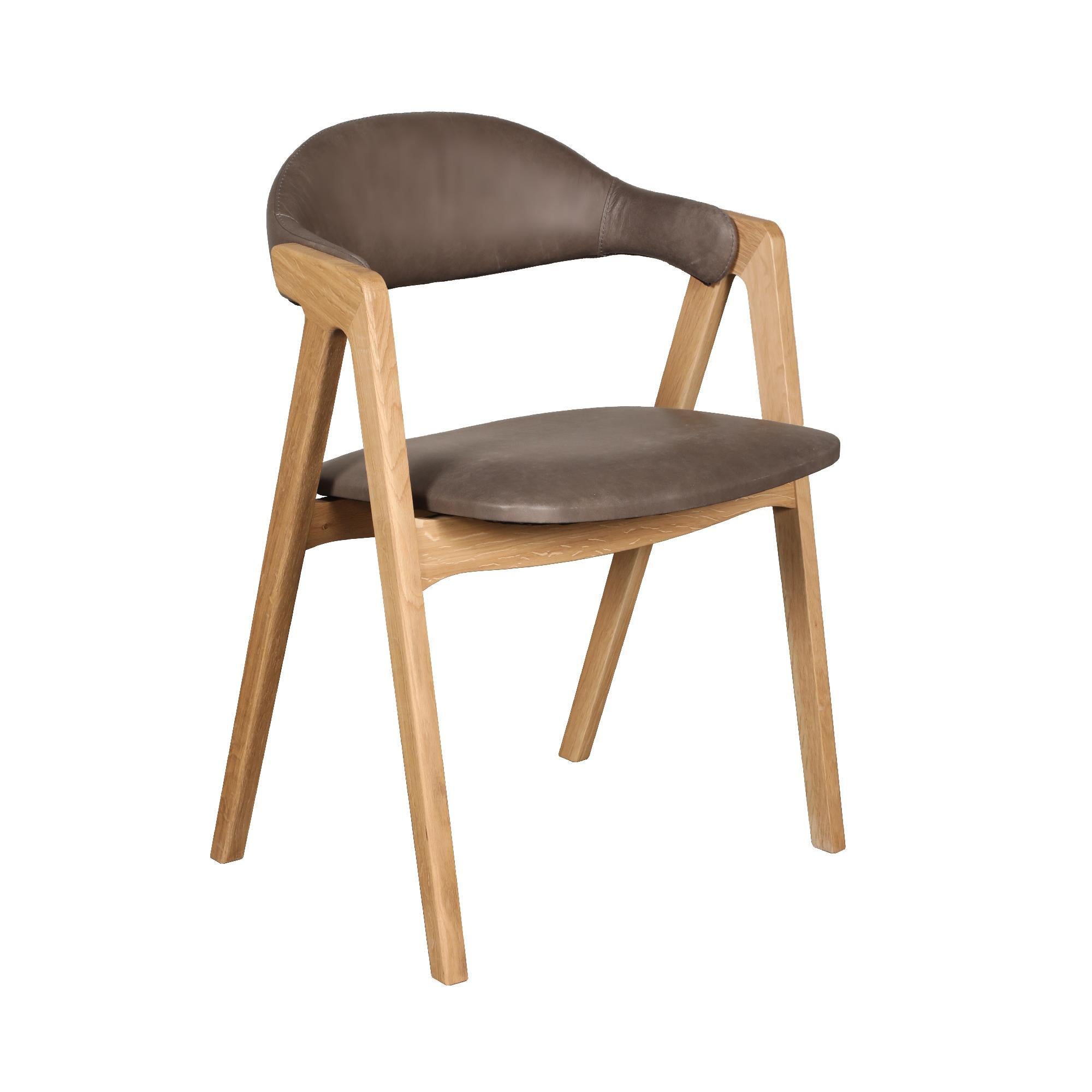 AT EASE DINING CHAIR