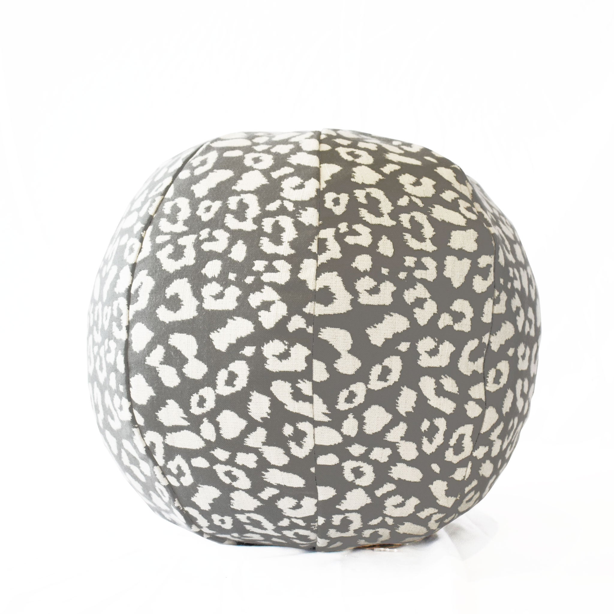 BALL CUSHION - WILDER SLATE (REVERSE)