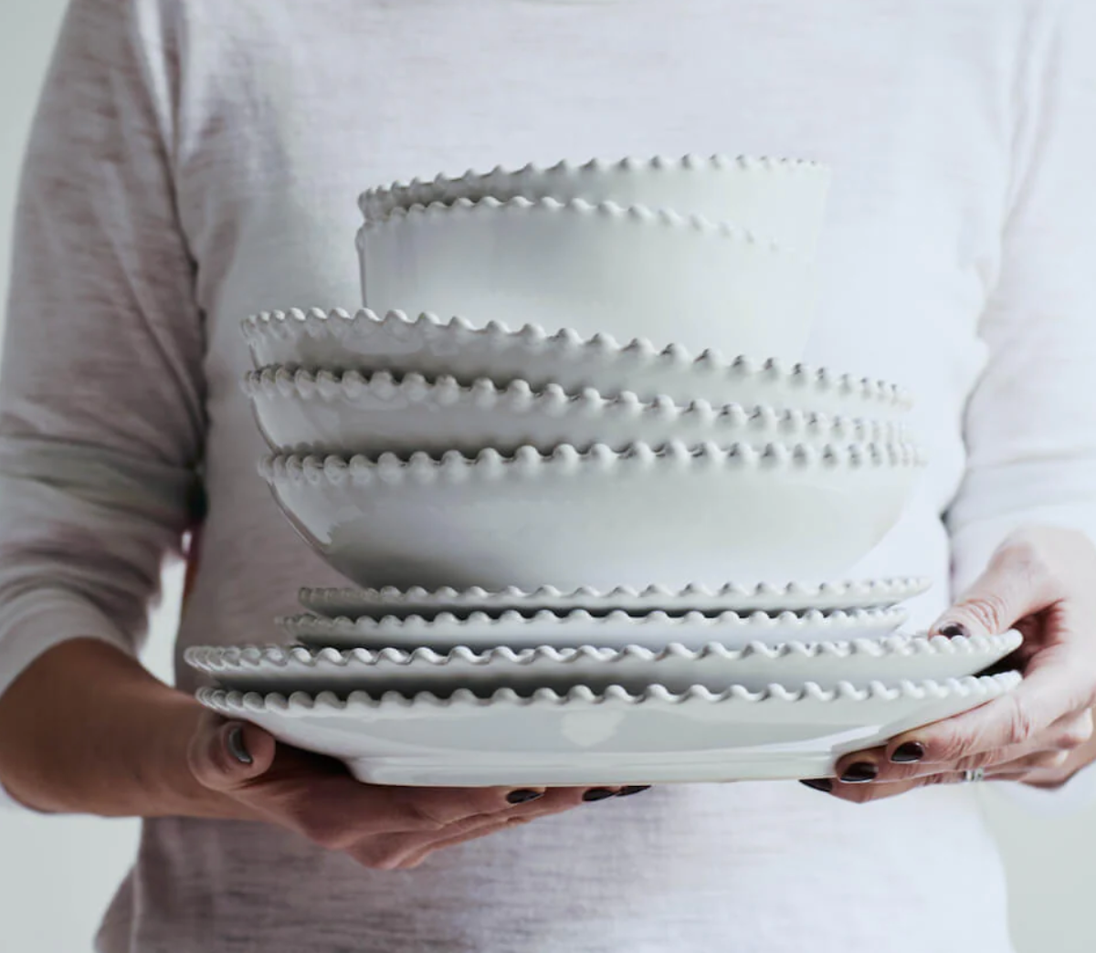 WHITE CHINA BOBBLE EDGE PLATE