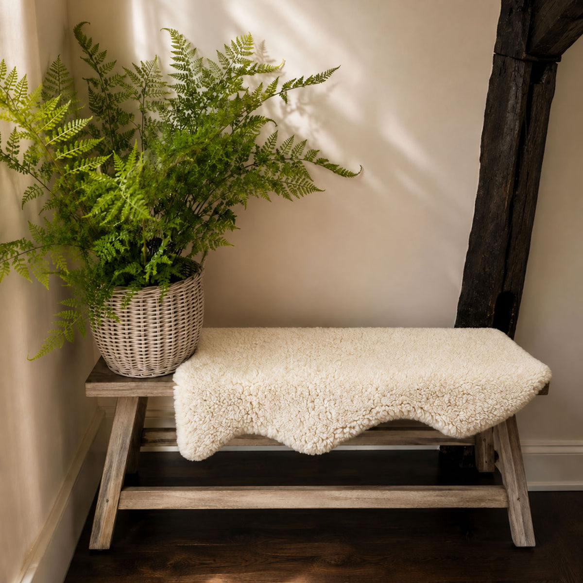 SHEEPSKIN - IVORY