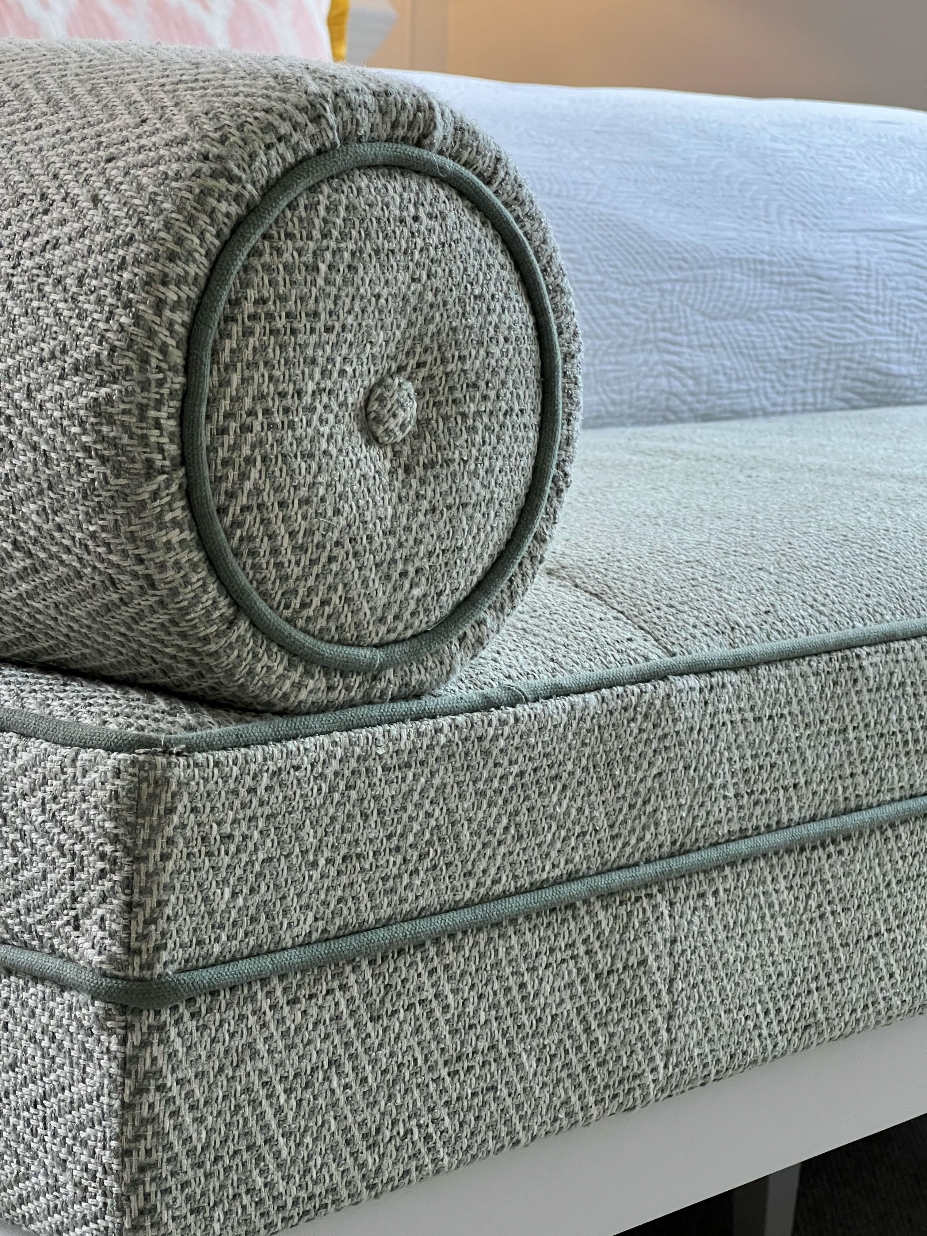 PURE - END OF BED SEAT