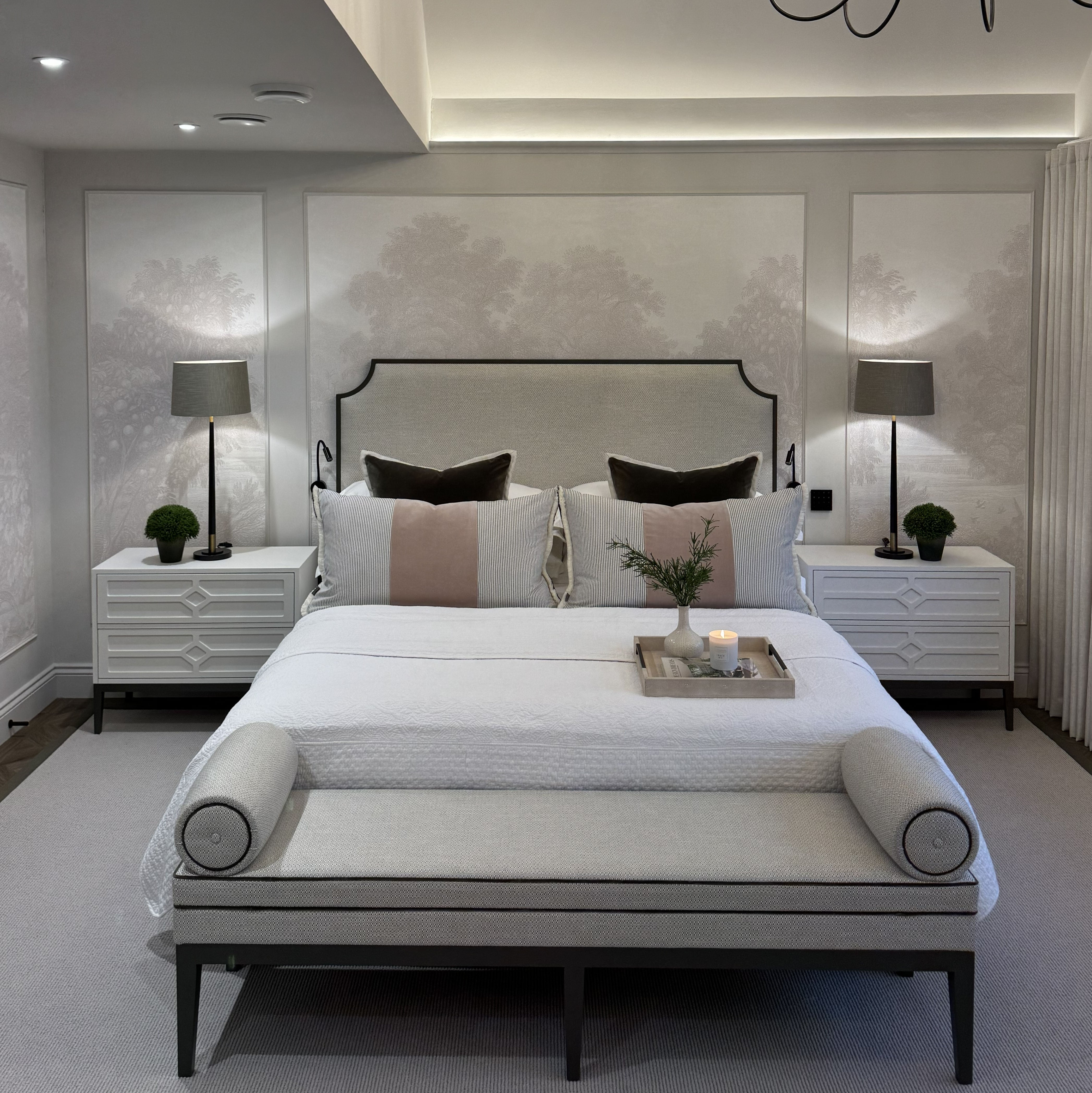 SLEEPING BEAUTY BED
