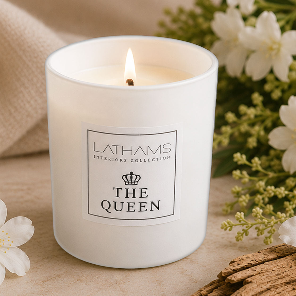 THE QUEEN CANDLE