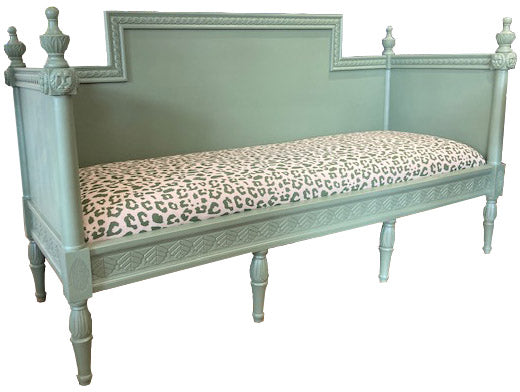 TEA PARTY BENCH