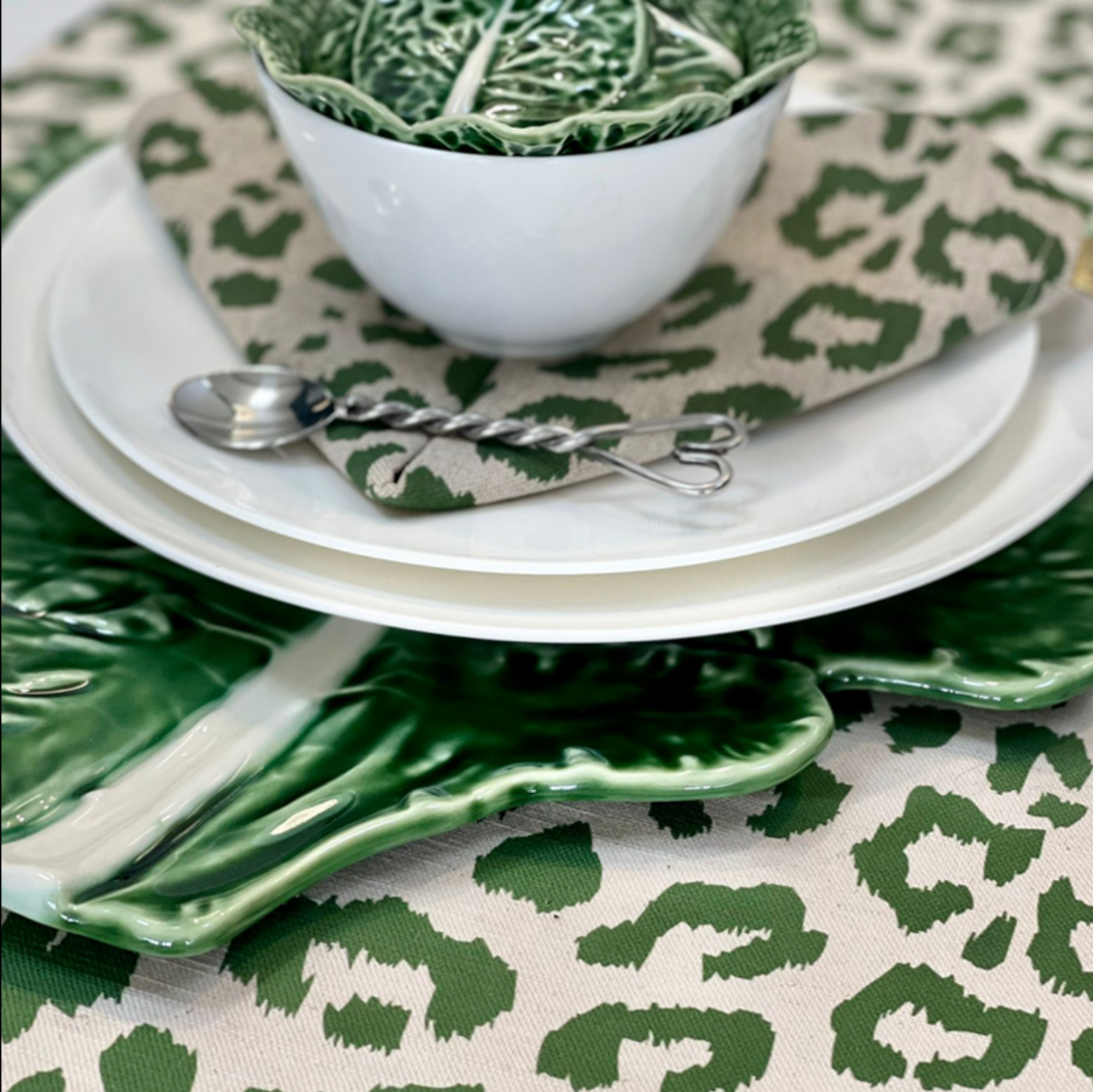 LEOPARD NAPKIN - GREEN/LINEN LEOPARD
