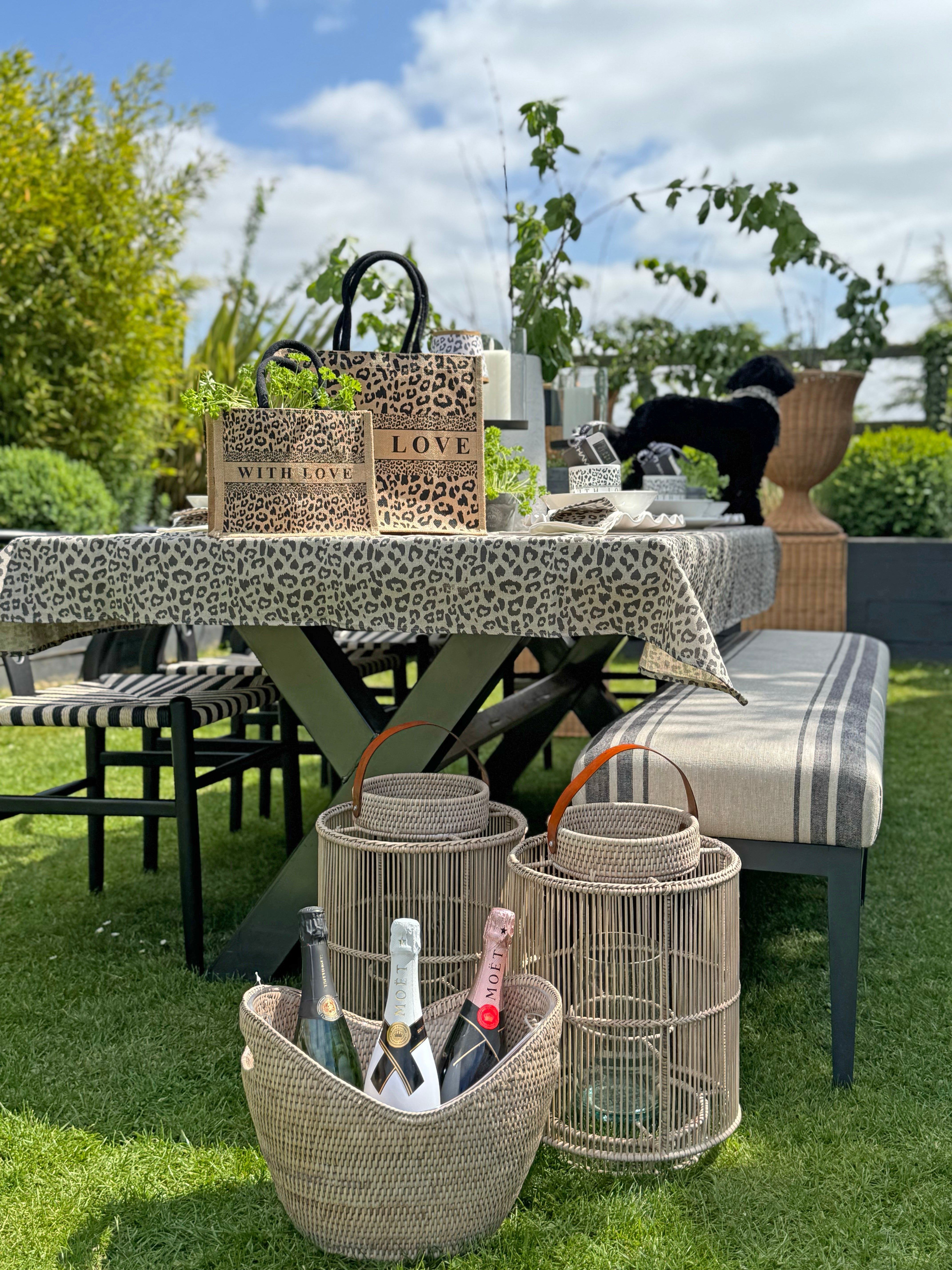 RATTAN CHAMPAGNE BUCKET