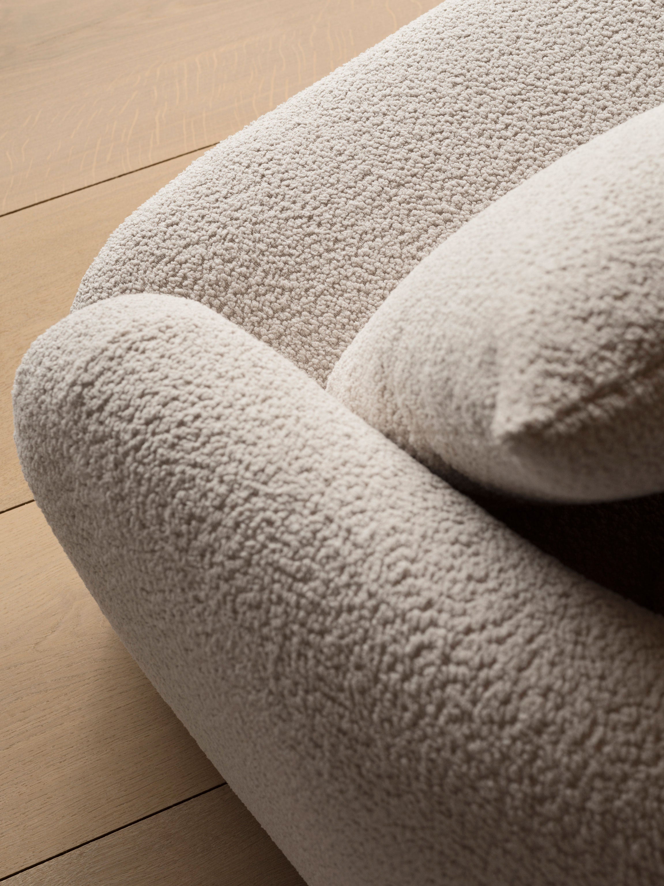 CURVE APPEAL SOFAS