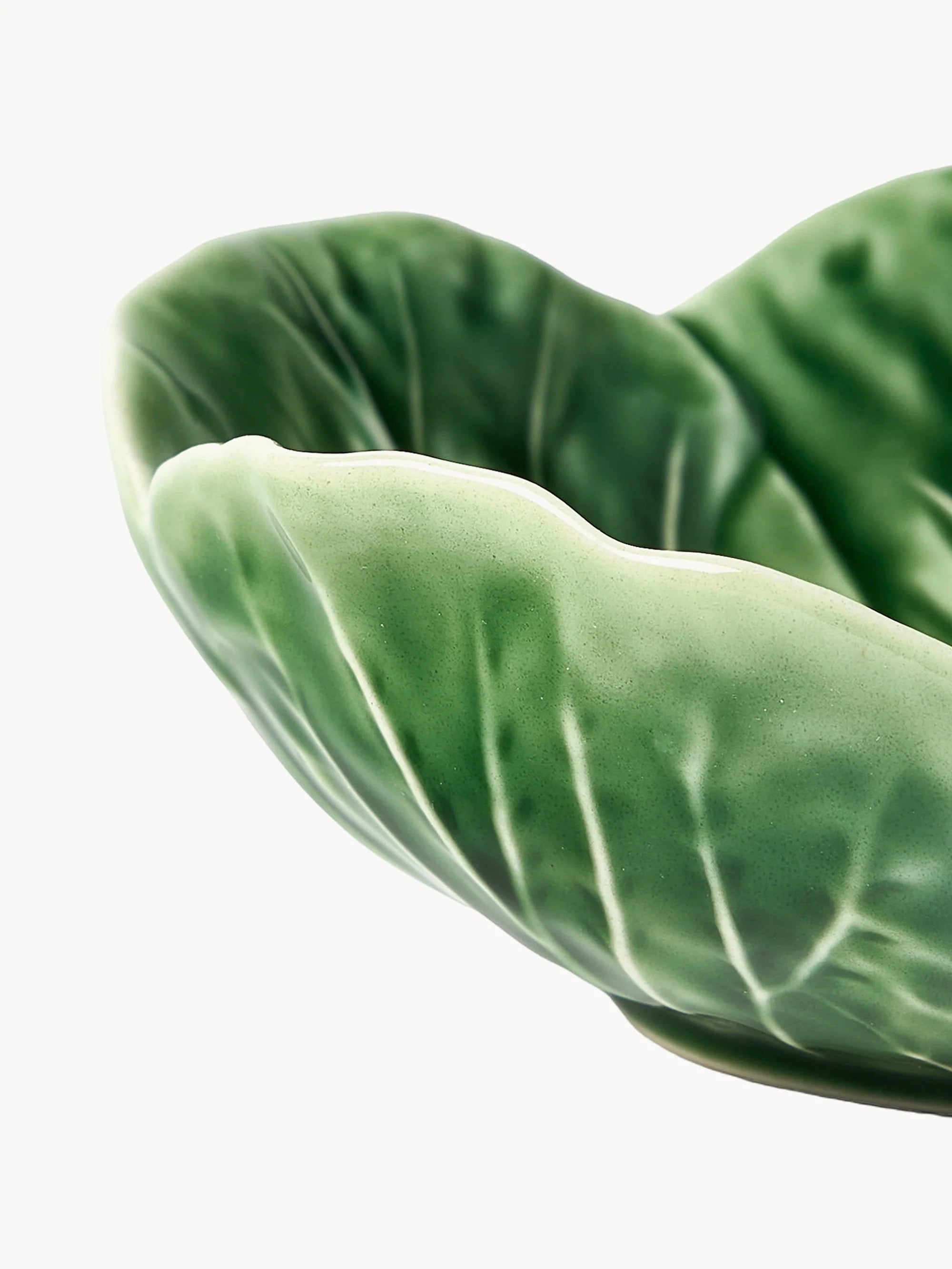 CABBAGE LEAF BOWL 17.5CM