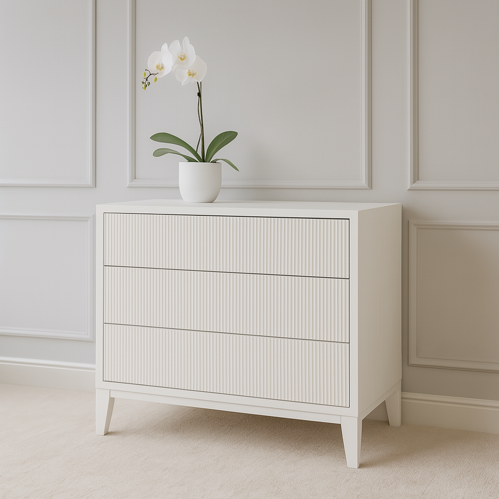 FLUTED 3DRW CHEST - ANTIQUE WHITE