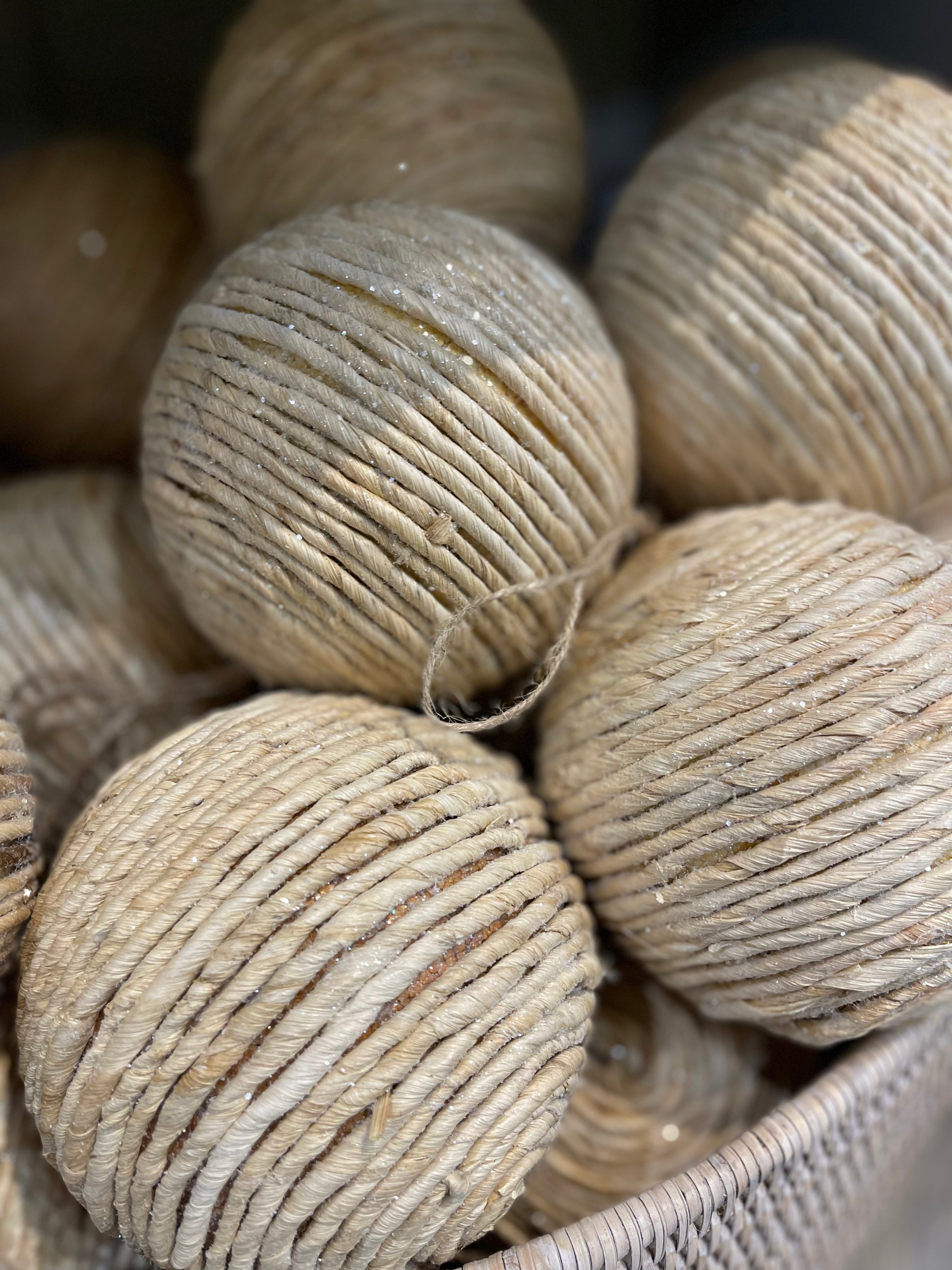 String Ball Decoration