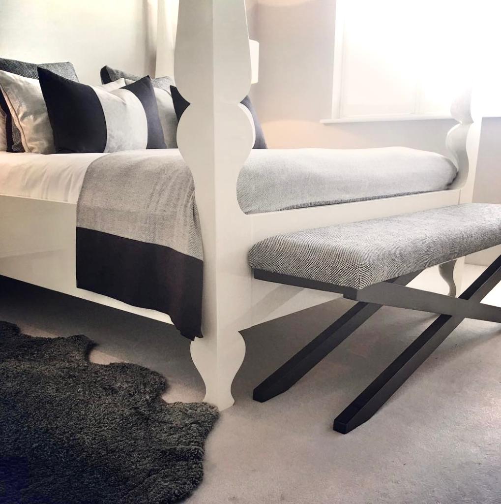 NEVER A CROSS WORD - END OF BED SEAT