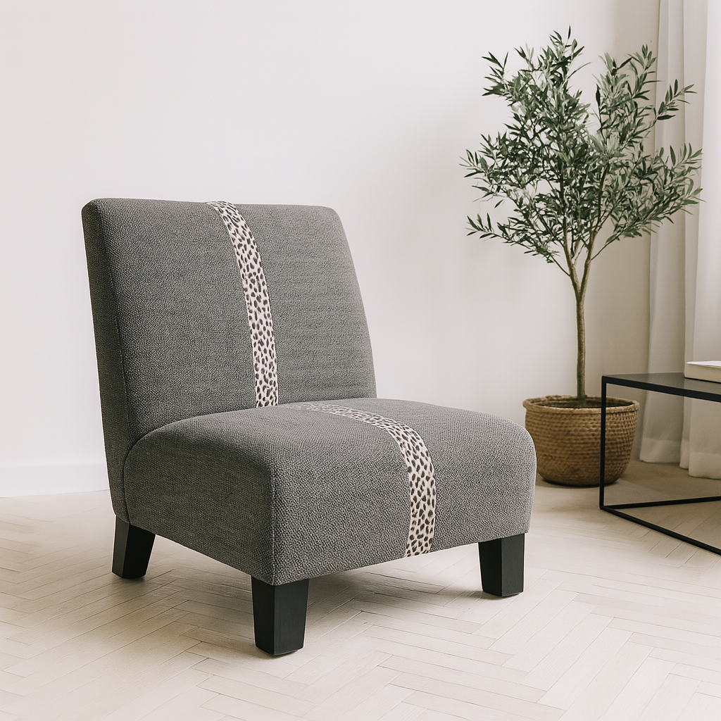 SITTING PRETTY CHAIR