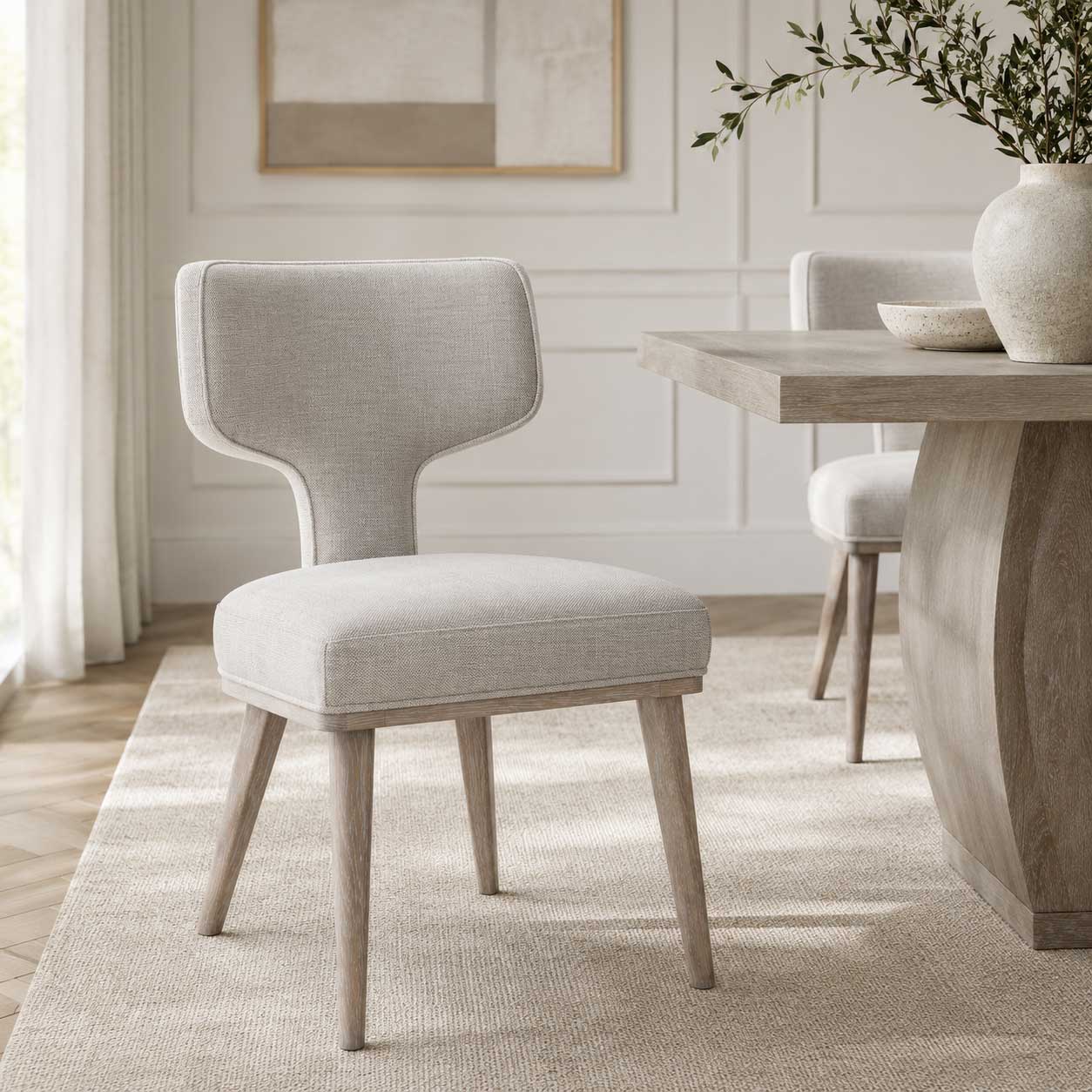 STYLE ICON DINING CHAIR
